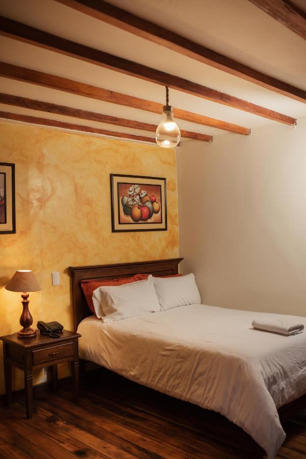 Hotel Spa Mansion Santa Isabella 里奥班巴 外观 照片